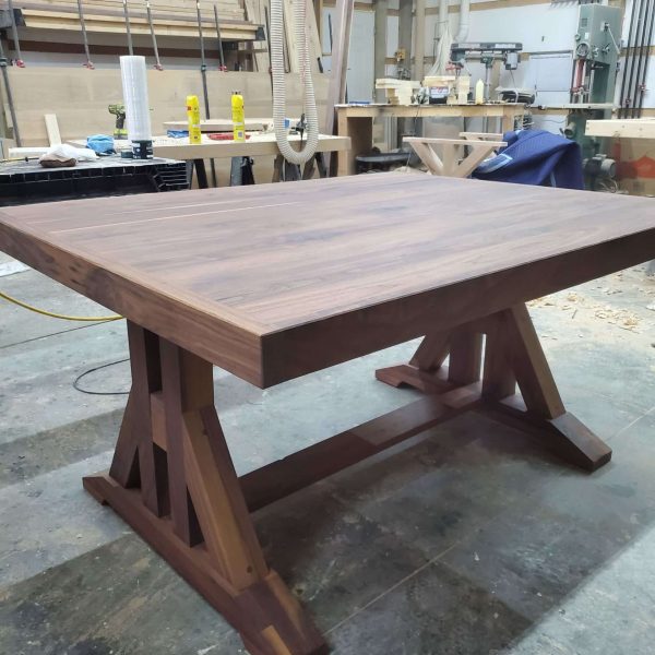 The Rae Dining Table
